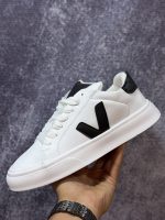 Vans Vera